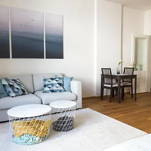  Apartment In